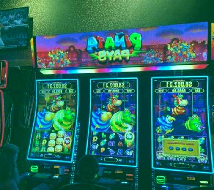 256 Joker slot machine
