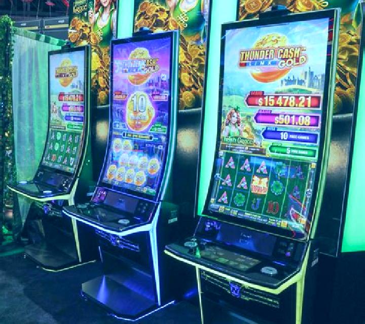 3 Card Poker (Novomatic) slot machine
