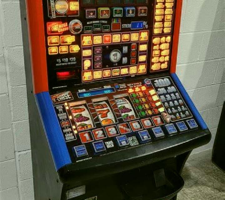 5 Hot Strike slot machine