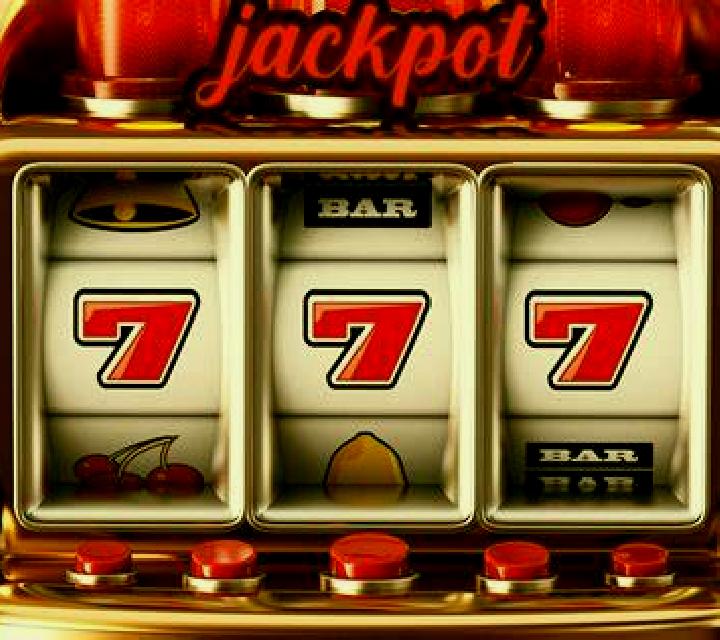 6+ Poker slot machine