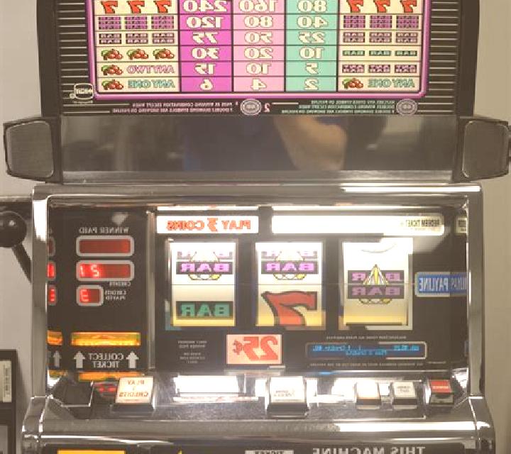 777 Blazing 2 Bonus Strike online slot