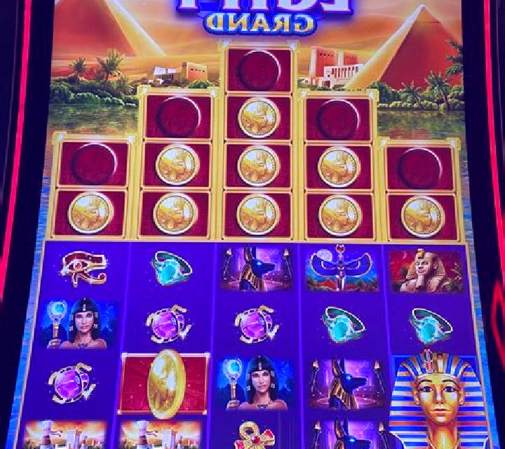 Action Strike Vault slot game