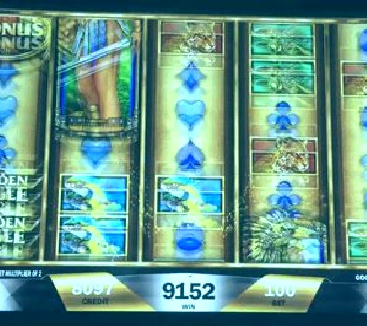 Attractive Flirt 50 online slot
