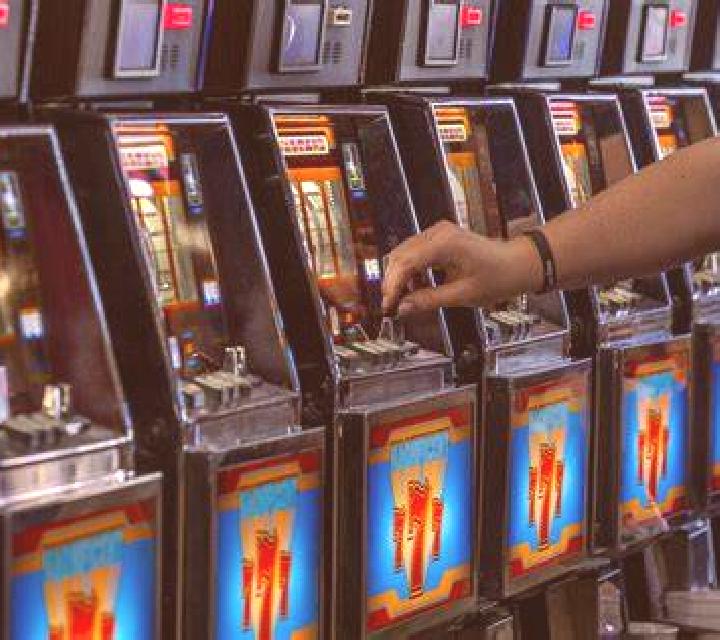 Auto Roulette Live Casino (Ezugi) online slot