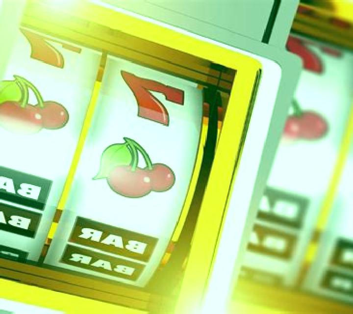 Bikini Revelry slot machine