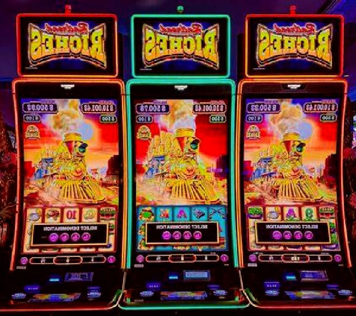 Book of Majestic King slot machine