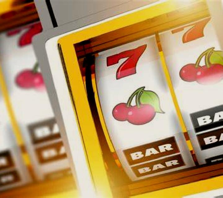 Busted or Bailed slot machine