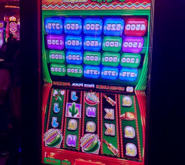 Cactus Cash slot machine