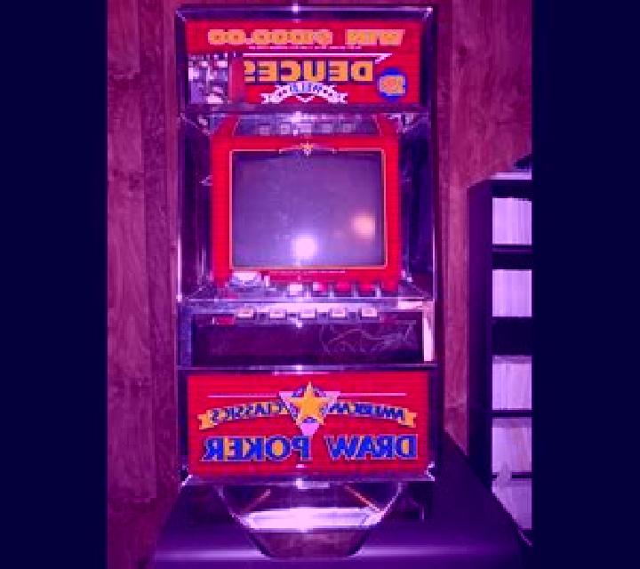 Deuces & Joker - Power Poker online slot