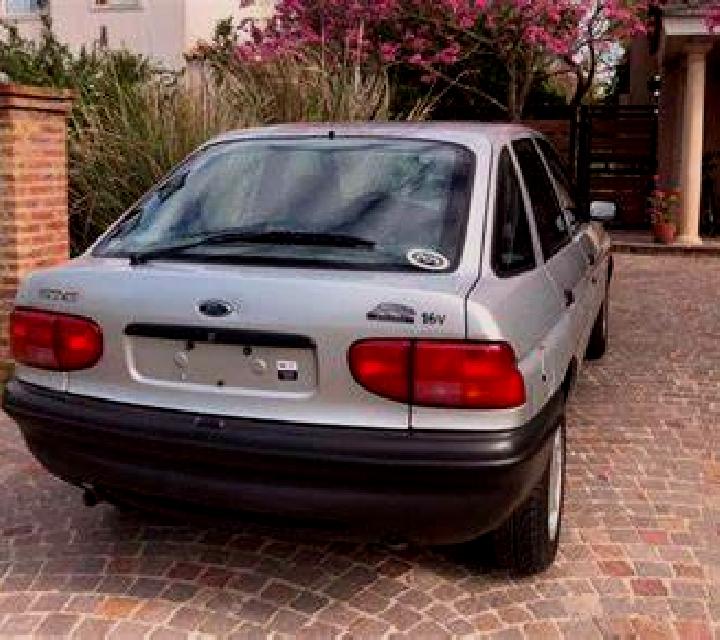 Deuces Wild (esball) slot game
