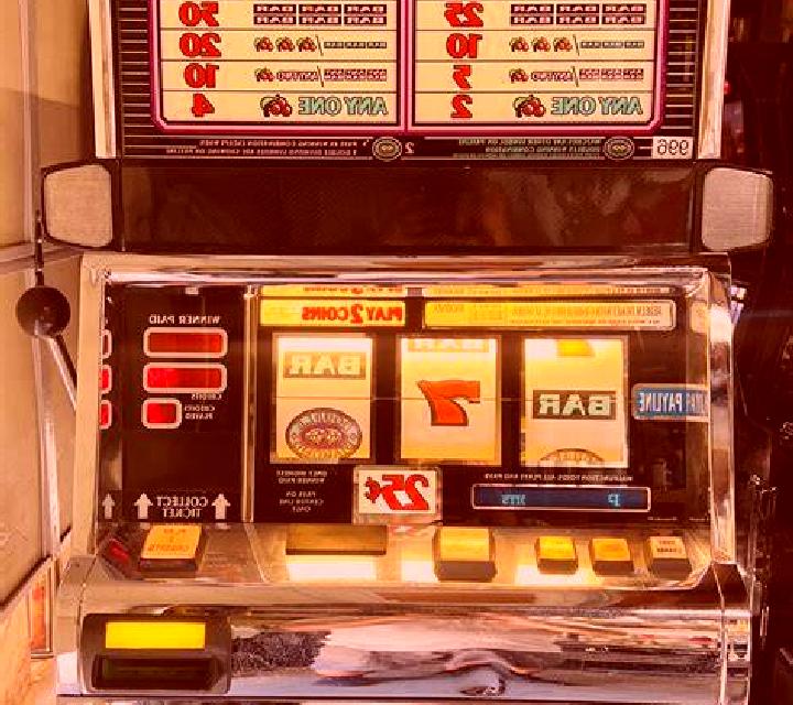 Emerald Diamond slot machine