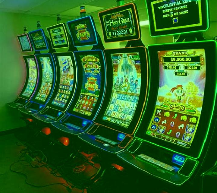 Emma s Adventure slot machine