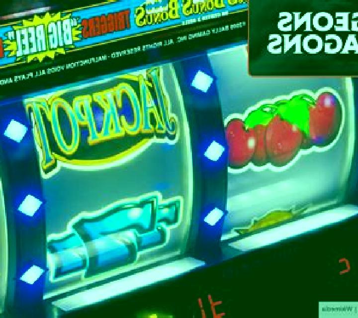 Fantasy War slot machine