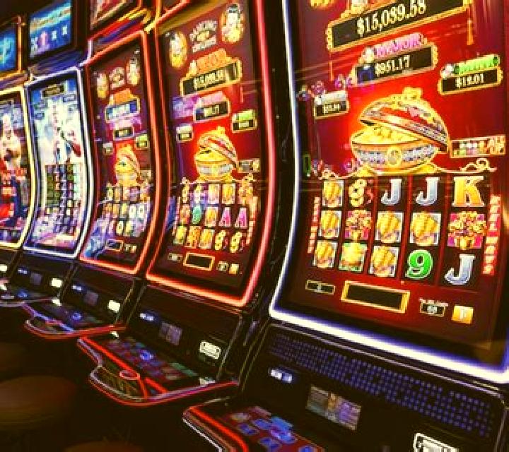 Frooty Troupe - Game On! slot game