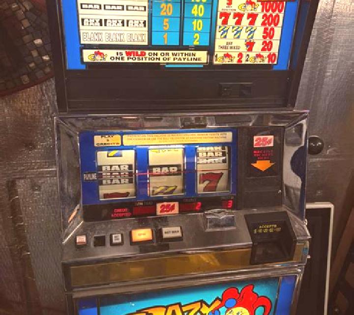 Fruit Salad Jackpot slot machine