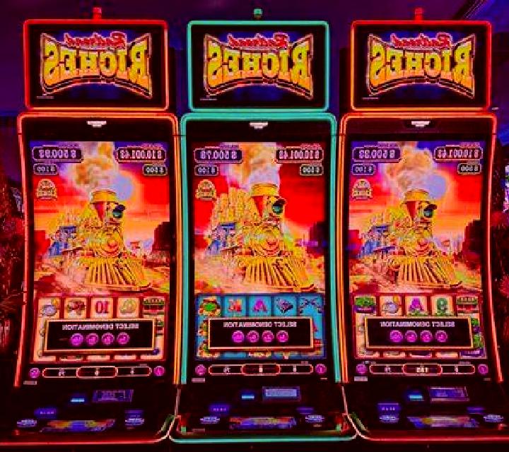 Hit Line Dice online slot