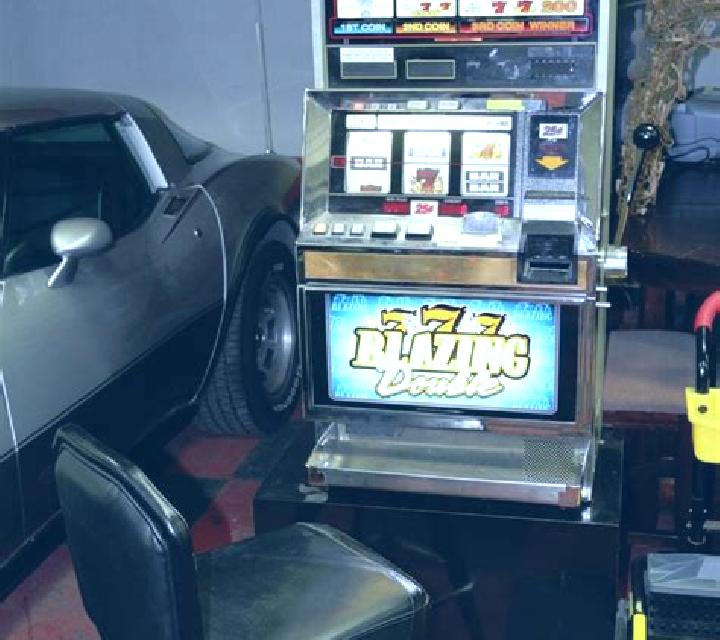 Jackass Coins Hold & Win Buy Bonus online slot