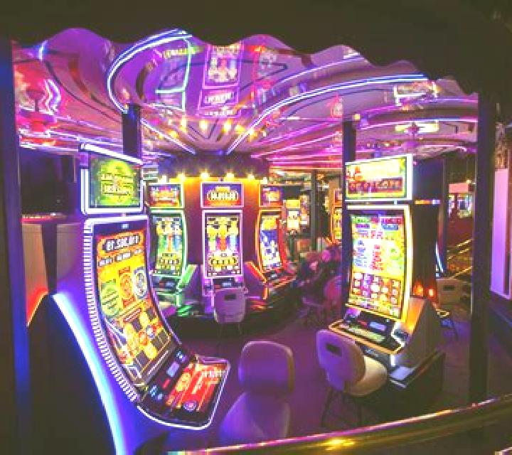 Le Hooligan slot game