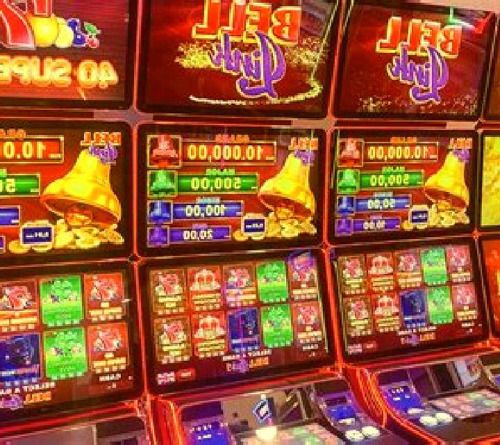 Live Football French Roulette online slot