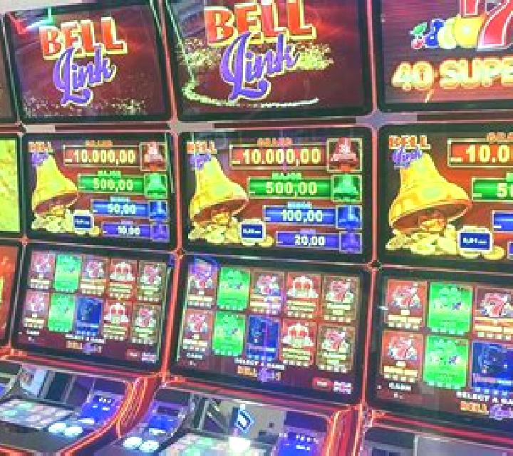 Monkey Bay slot