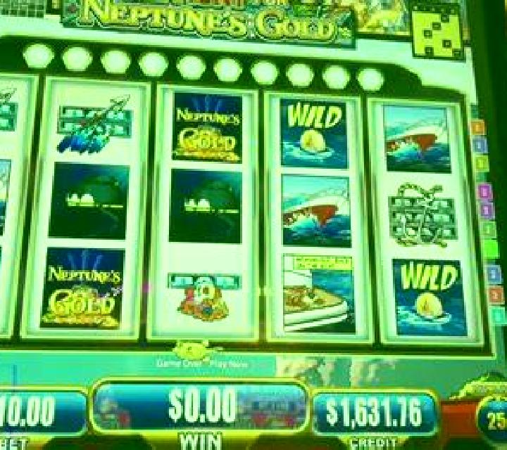 Neptune s Champions slot machine