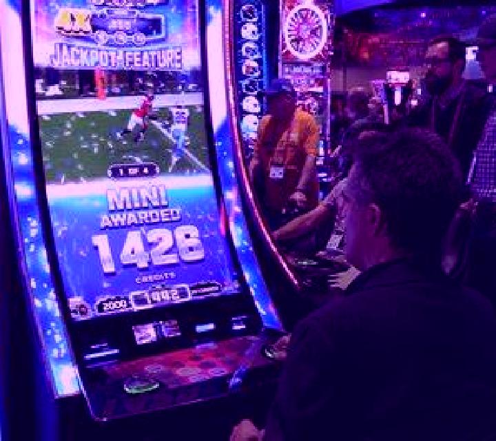 Outbreak slot machine