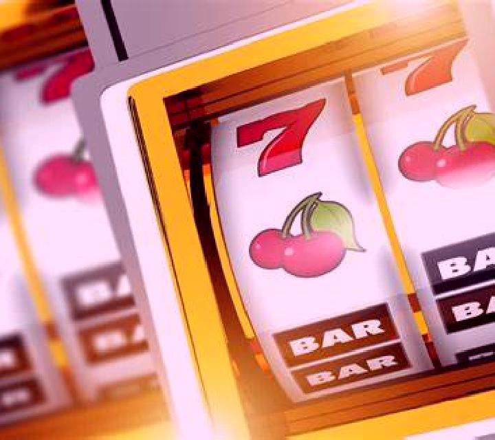 Pontoon (GamesOS) slot machine
