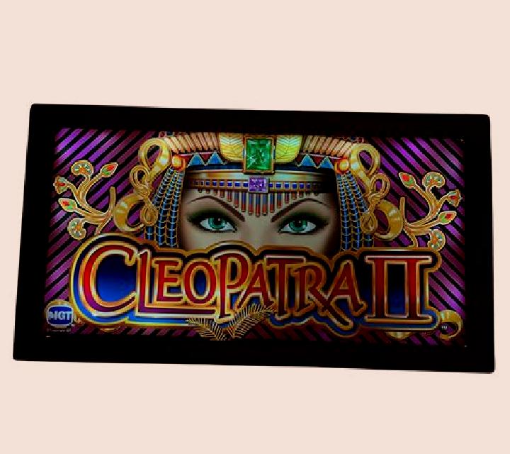 Queen of the Nile 2 slot