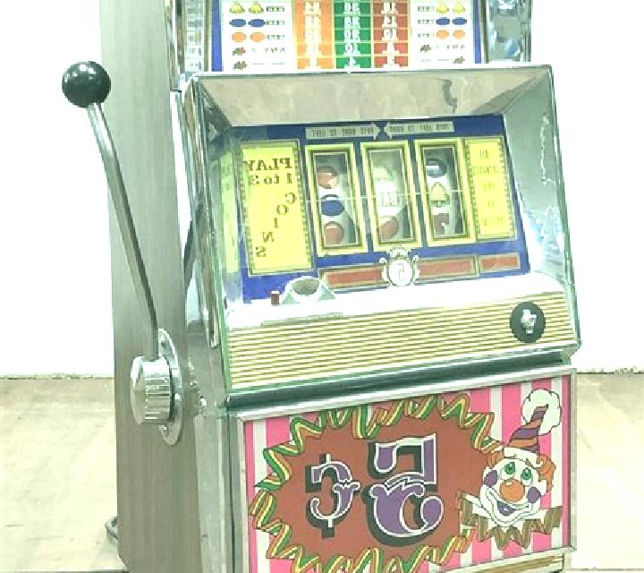 Royal Fruits 5 slot machine