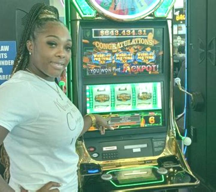 Solid gold slot