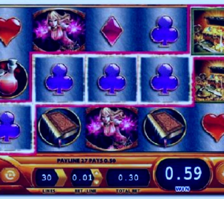 Super Heroes slot game