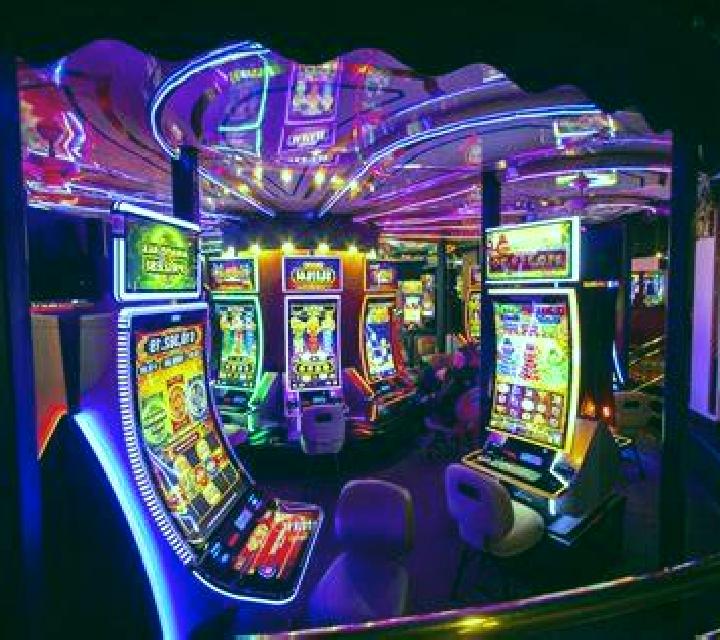 Up and Down slot game