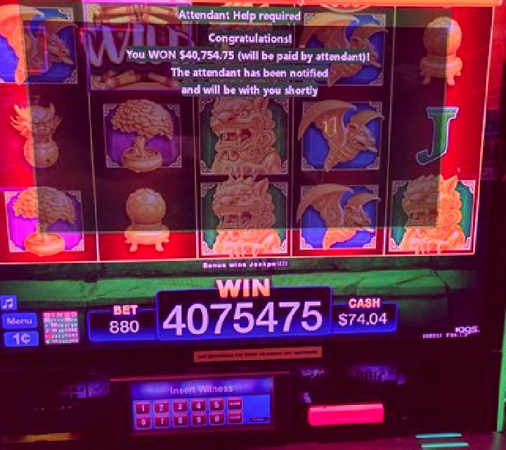 Wolf Prime X UP slot machine