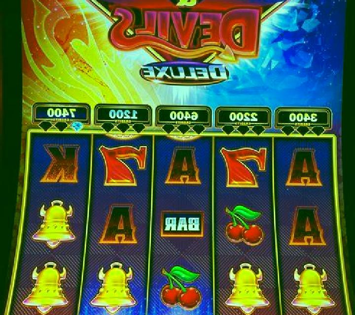 Zeus Power Surge online slot